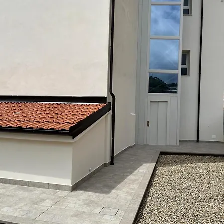 Ponente Blue Appartamenti, 8 Apartment *